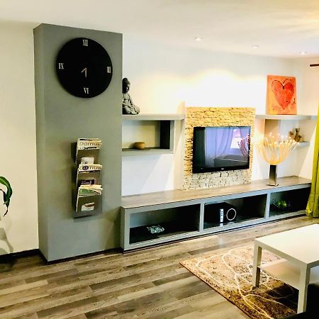 Zuzu'S Home Rîşnov Ngoại thất bức ảnh